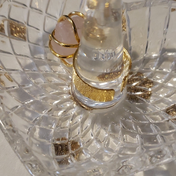 Ring - Picture 2 of 3